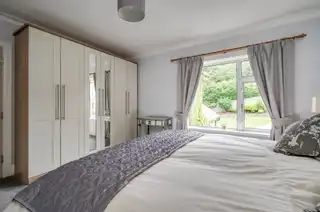 392 Belmont RoadImage 25