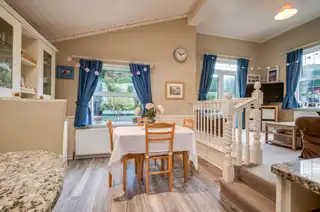 392 Belmont RoadImage 12