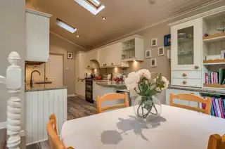 392 Belmont RoadImage 10