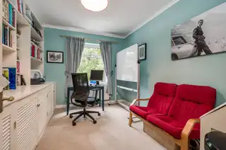 392 Belmont RoadImage 15
