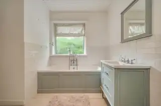 392 Belmont RoadImage 28