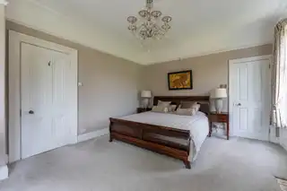 5 Kings RoadImage 29