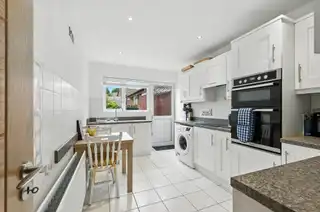 29 Kingsdale ParkImage 11