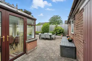 29 Kingsdale ParkImage 22