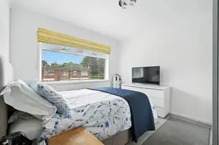 29 Kingsdale ParkImage 19