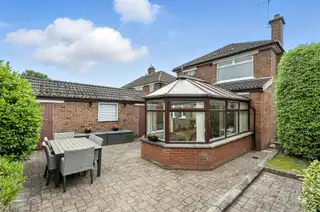 29 Kingsdale ParkImage 24