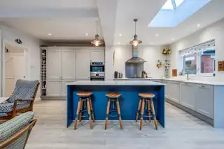 9 Tudor AvenueImage 12