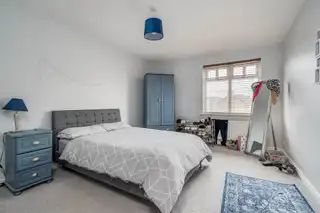 Apt 5, 1 Belmont Church RoadImage 14