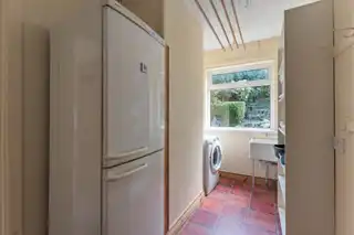 10 Carlston AvenueImage 15
