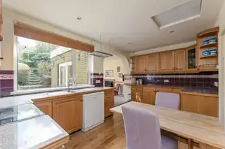 10 Carlston AvenueImage 14