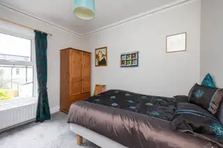 2 Belmont ParkImage 35