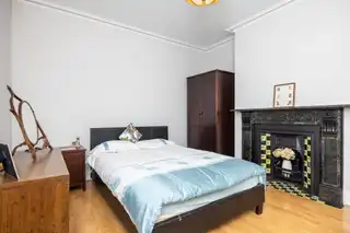 2 Belmont ParkImage 30