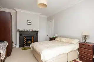 2 Belmont ParkImage 28
