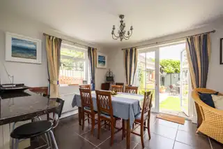 2 Belmont ParkImage 22