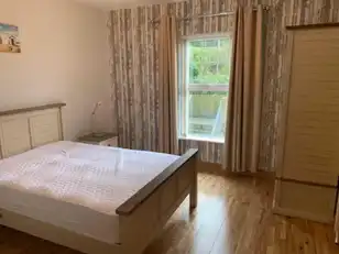 Apt 4 GlencairnImage 8