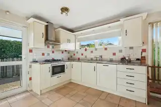 5 Navar DriveImage 6