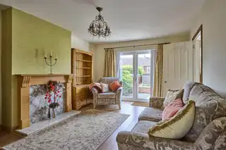 24 Palace GroveImage 4