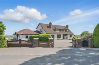 39 & 39A Whiterock RoadImage 40