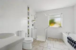 39 & 39A Whiterock RoadImage 38