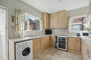 253 Holywood RoadImage 9