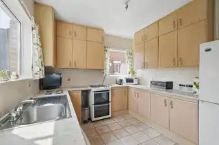 253 Holywood RoadImage 10