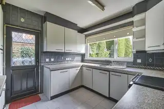 4 Invergarry AvenueImage 7