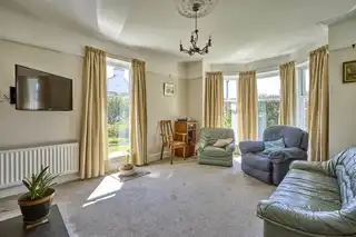 1 Fourth AvenueImage 5