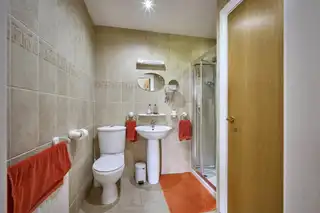 Apt 5 The FairwaysImage 28