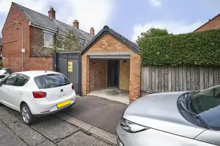 2 Harland ParkImage 3