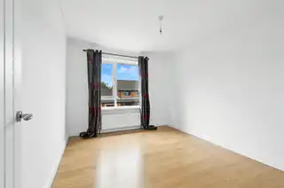 8 Riverside AvenueImage 14