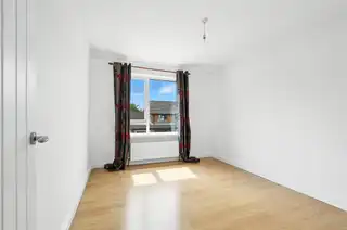 8 Riverside AvenueImage 11