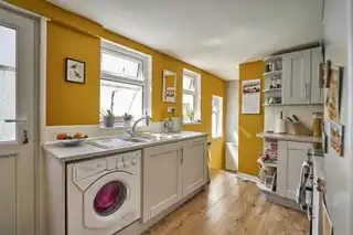 17 Springfield AvenueImage 9
