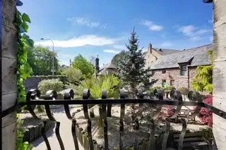 8 Stag Lodge ApartmentsImage 6