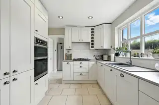 32 MeadowbankImage 9