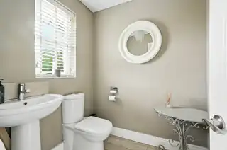 32 MeadowbankImage 5