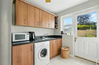 32 MeadowbankImage 16