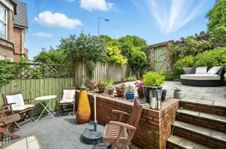 25 Demesne GateImage 24