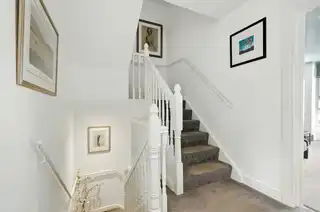 25 Demesne GateImage 11