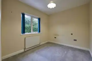 1B Kingsway DriveImage 3