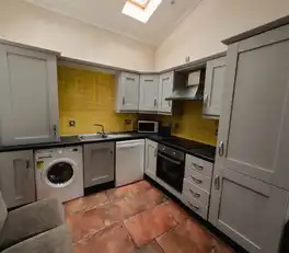 10 Stag Lodge ApartmentsImage 8