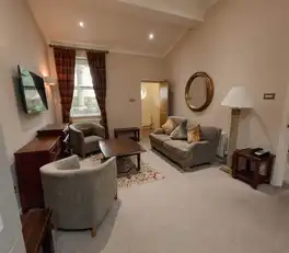 10 Stag Lodge ApartmentsImage 9