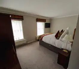 1 Stag Lodge ApartmentsImage 5