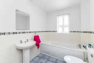 7 Saintfield MewsImage 12