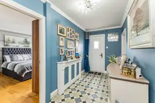 11 Camlin GardensImage 5
