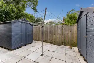 11 Camlin GardensImage 30