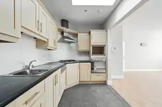 47 Lisburn SquareImage 10