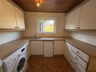 14 Hillview GardensImage 8