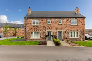Image 1 for 5 Halfpenny Gate Lane