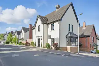 Image 2 for 7 Bracken Hill Terrace