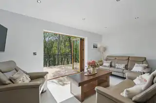 7 Waters EdgeImage 7